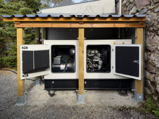Side Panels Fully Removable for Optimal Service Access